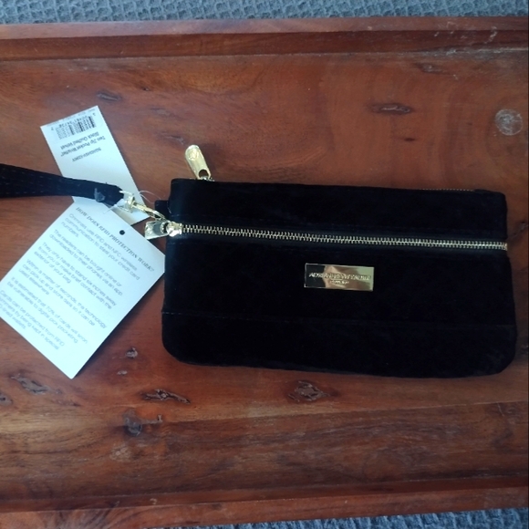 Adrienne Vittadini Handbags - NWT Adrienne Vittadini Black Quilted Velvet Two Zip Pocket Wristlet